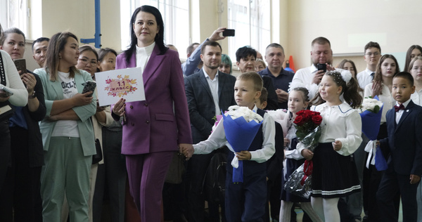Более семи тысяч школьников начали новый учебный год на Чукотке