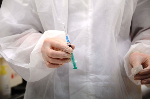 Вакцинация от COVID-19 началась в селе Усть-Белая
