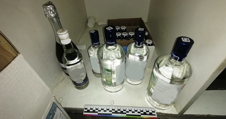 Полицейские Чукотки выявили 25 нарушений при продаже спиртного