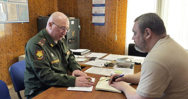 Ветеран СВО, участник программы «Герои Чукотки», провёл встречу в военкомате