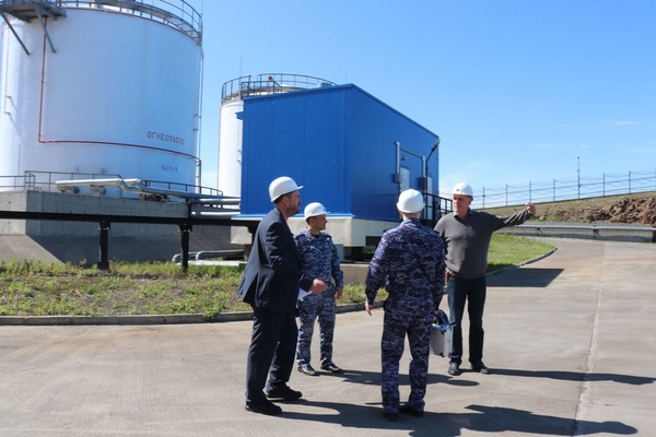 На Чукотке росгвардейцы проверяют уровень защищенности объектов ТЭК