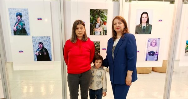Фотовыставка портретов жён и матерей участников СВО открылась в Билибино